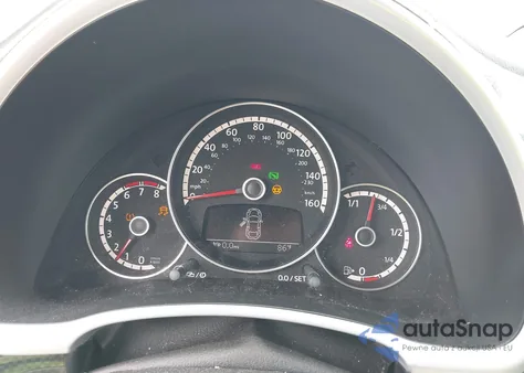 2013 Volkswagen Beetle 2.0T z USA, uszkodzony, nr VIN 3VW7T7AT7DM827842